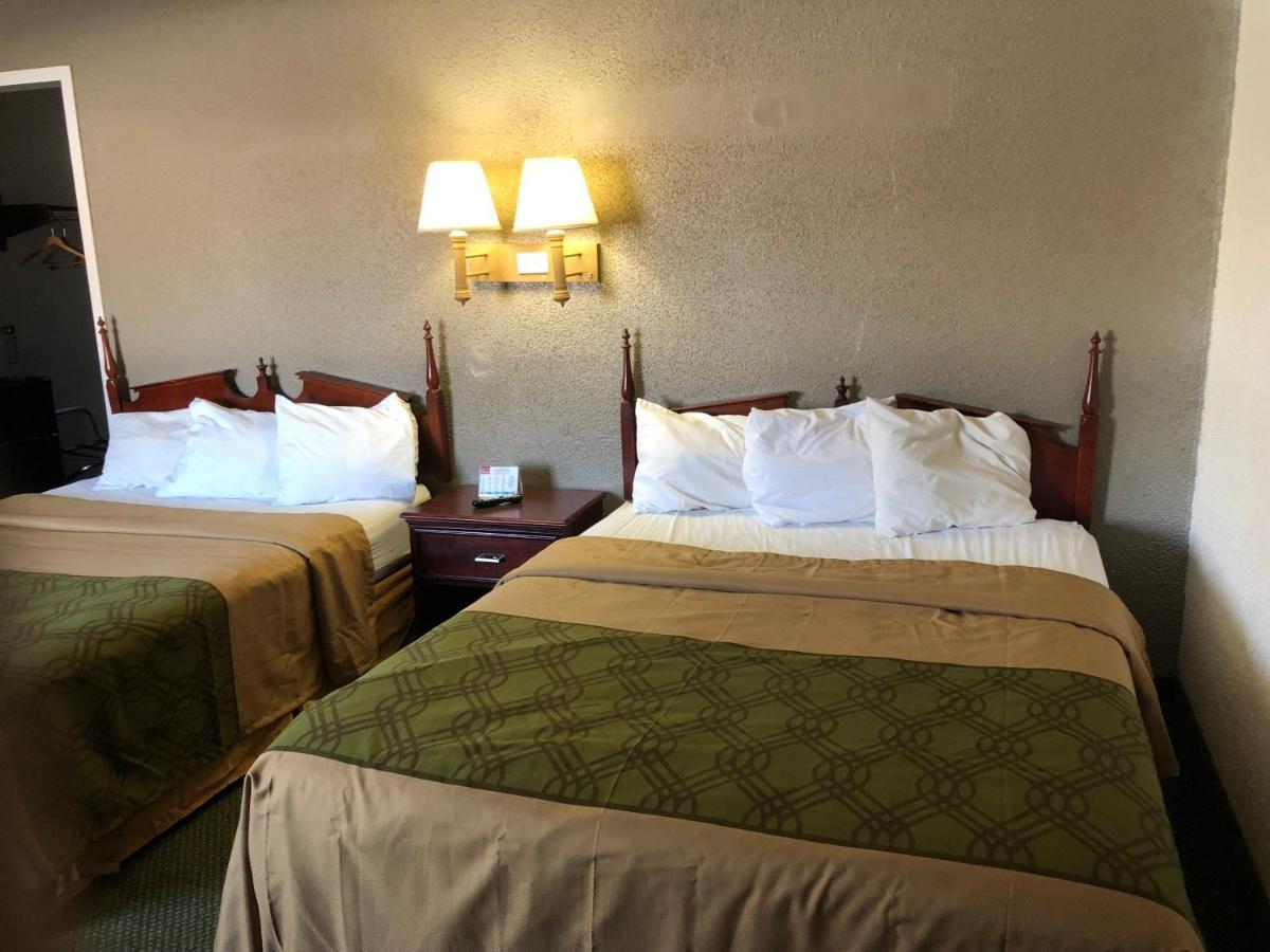 Econo Lodge Висконсин Рапидс Экстерьер фото