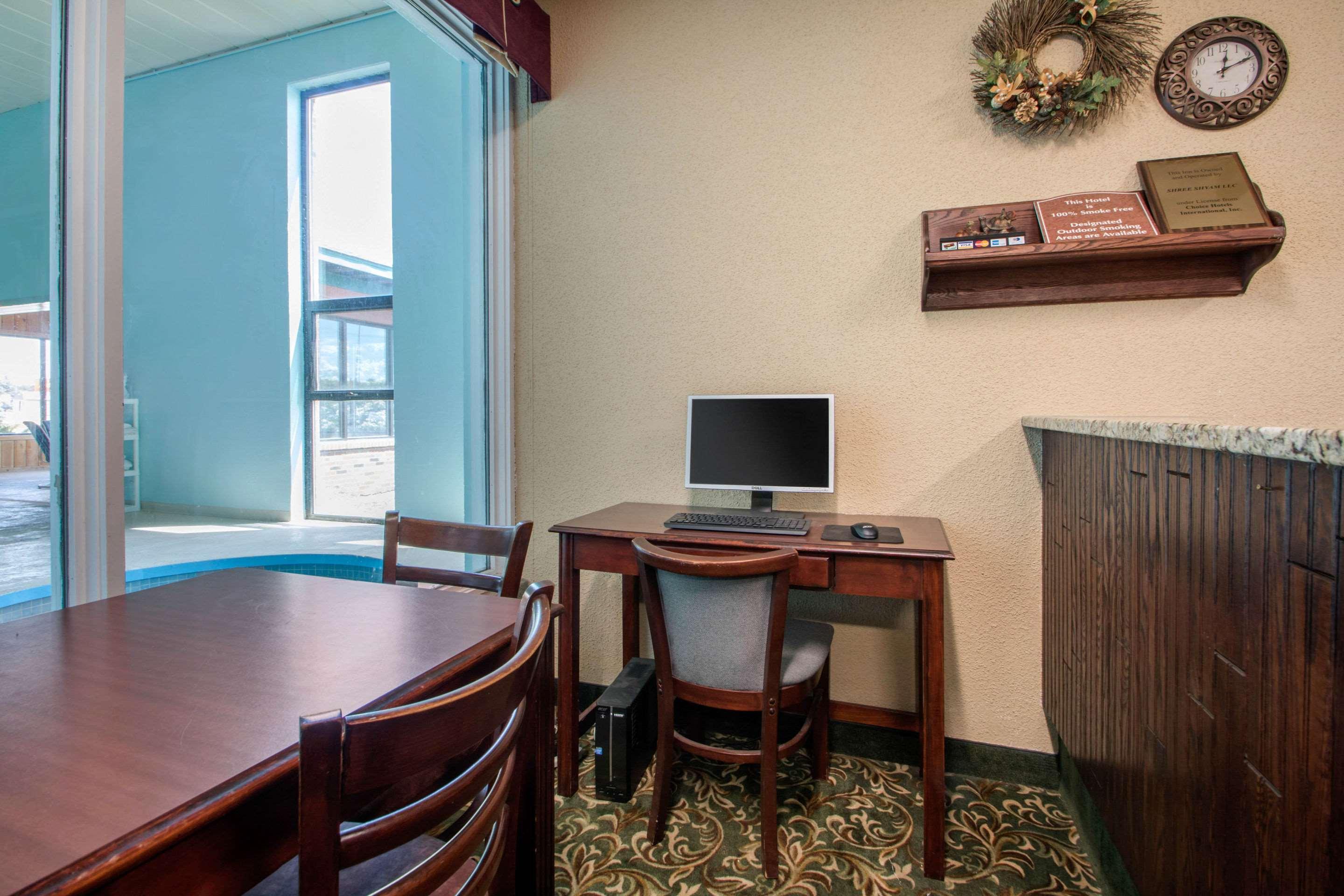 Econo Lodge Висконсин Рапидс Экстерьер фото