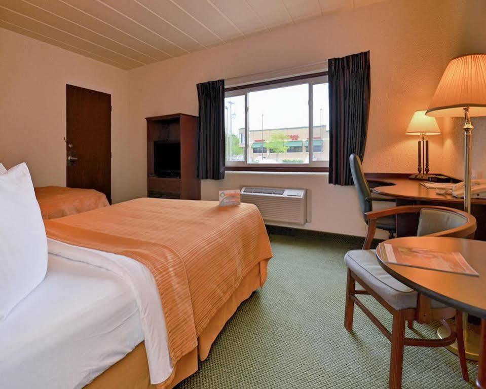 Econo Lodge Висконсин Рапидс Экстерьер фото